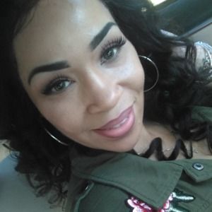 Meet your Posher, Denise